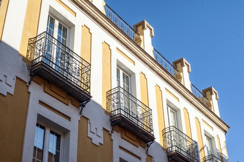 Singular Peral Apartment Seville Exterior photo